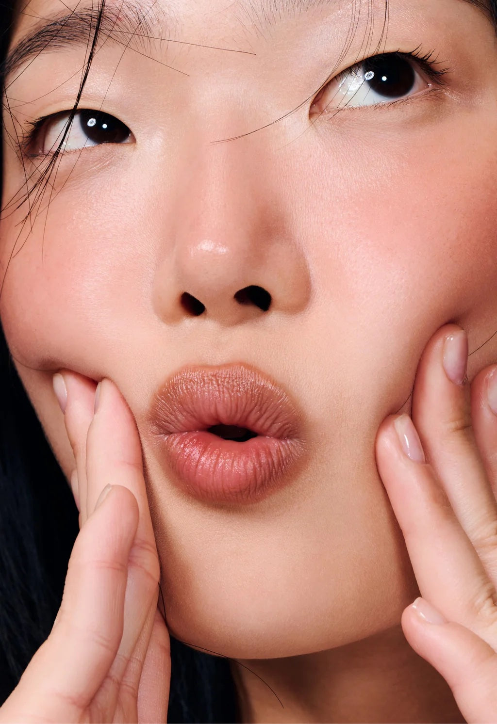 rhode peptide lip shape bend